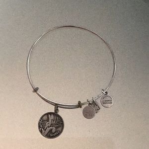 Alex & Ani “Sister” Bangle Boho Gypsy Hippie Bohemian Vibes Charm Bracelet GUC